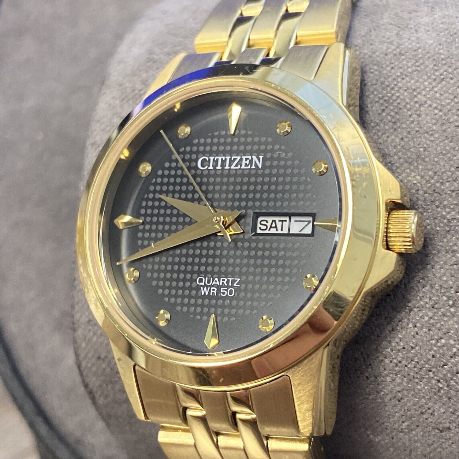 Reloj Citizen Mujer Eq0603-59f Classic Quartz image number 1.0