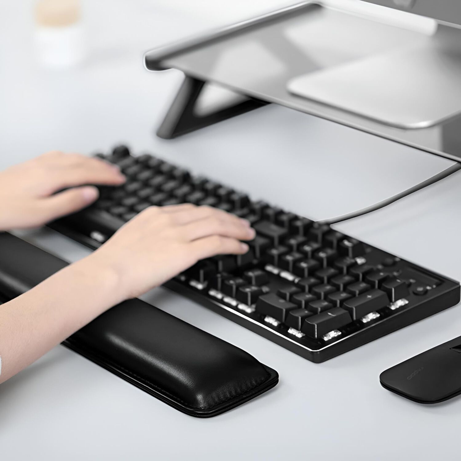 Apoya Mu&ntilde;ecas Ergon&oacute;mico De Gel Para Teclados Memory Foam Hd image number 7.0