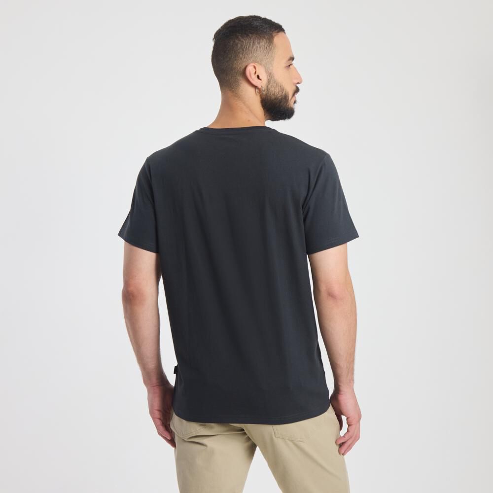 Polera Estampada Regular Manga Corta Cuello Redondo Hombre Az Black image number 3.0
