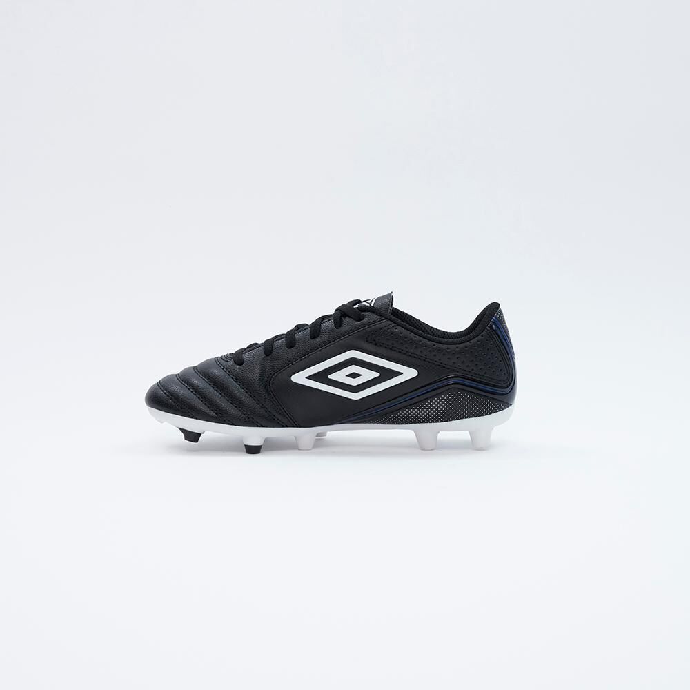 Zapato De Fútbol Niño Umbro Classico Negro image number 2.0