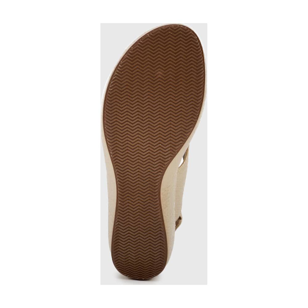 Sandalia Tissina Beige image number 4.0