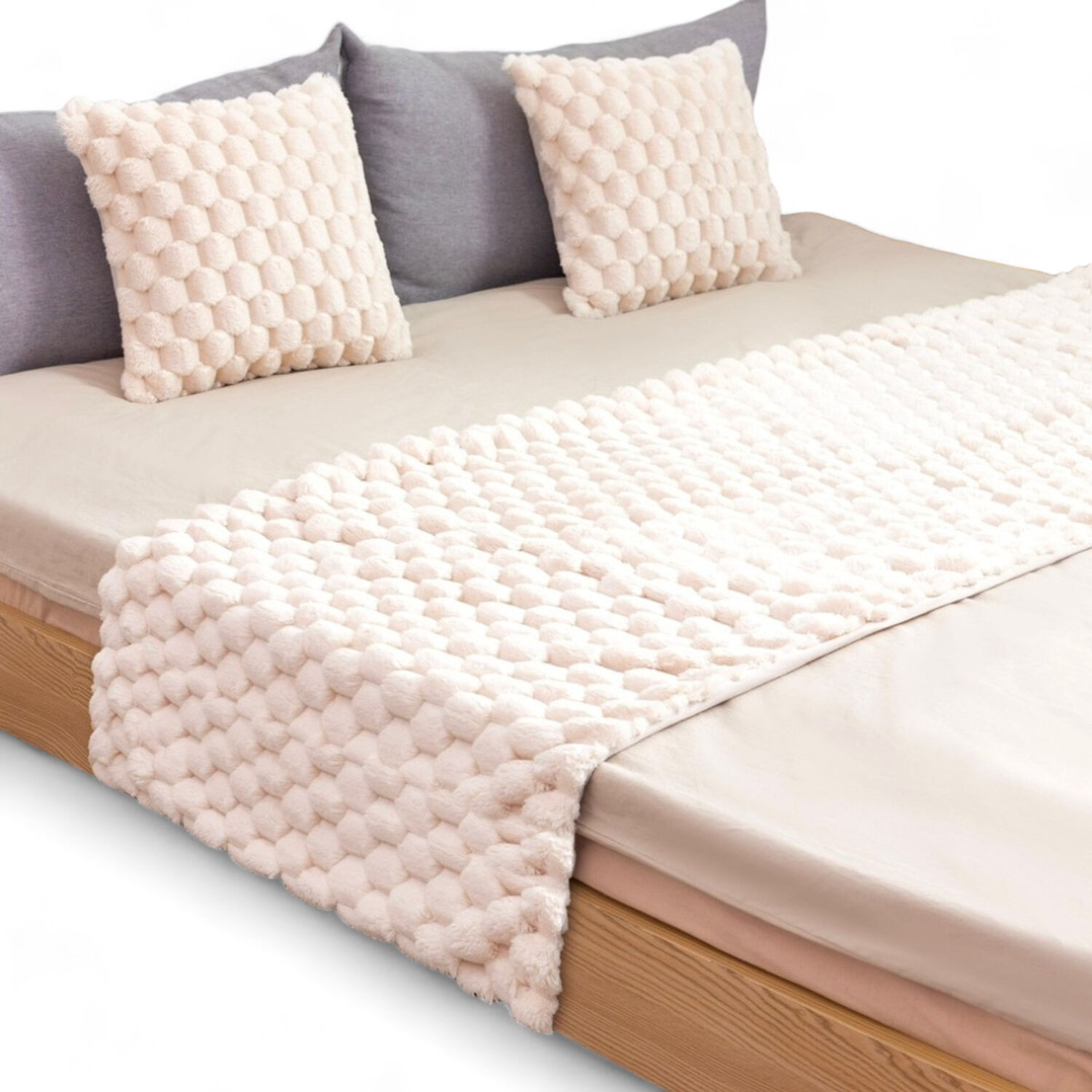 Piecera Peludita Pompones 2 Plazas O King Medida 70cm X 190cm Mas 2 Fundas 45cm X 45cm Color Crema image number 0.0