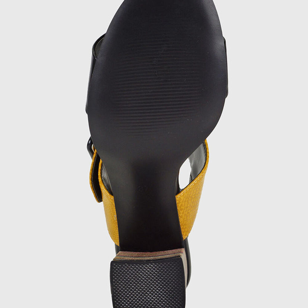 Sandalia Sharif Amarillo Textura image number 6.0