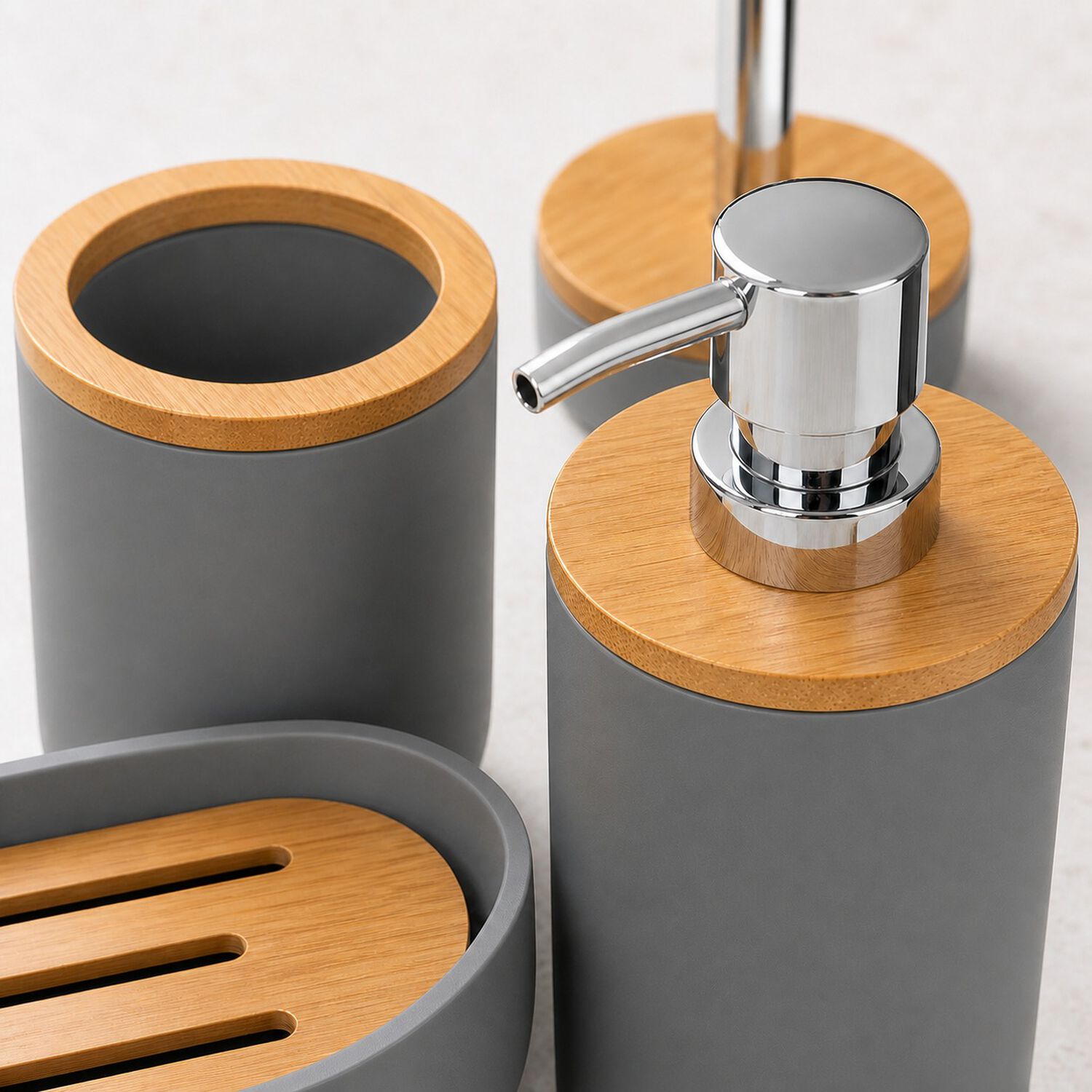 Set De Ba&ntilde;o 6 Piezas Moderno Gris Con Bamb&uacute; Incluye Basurero Y Dispensador image number 3.0