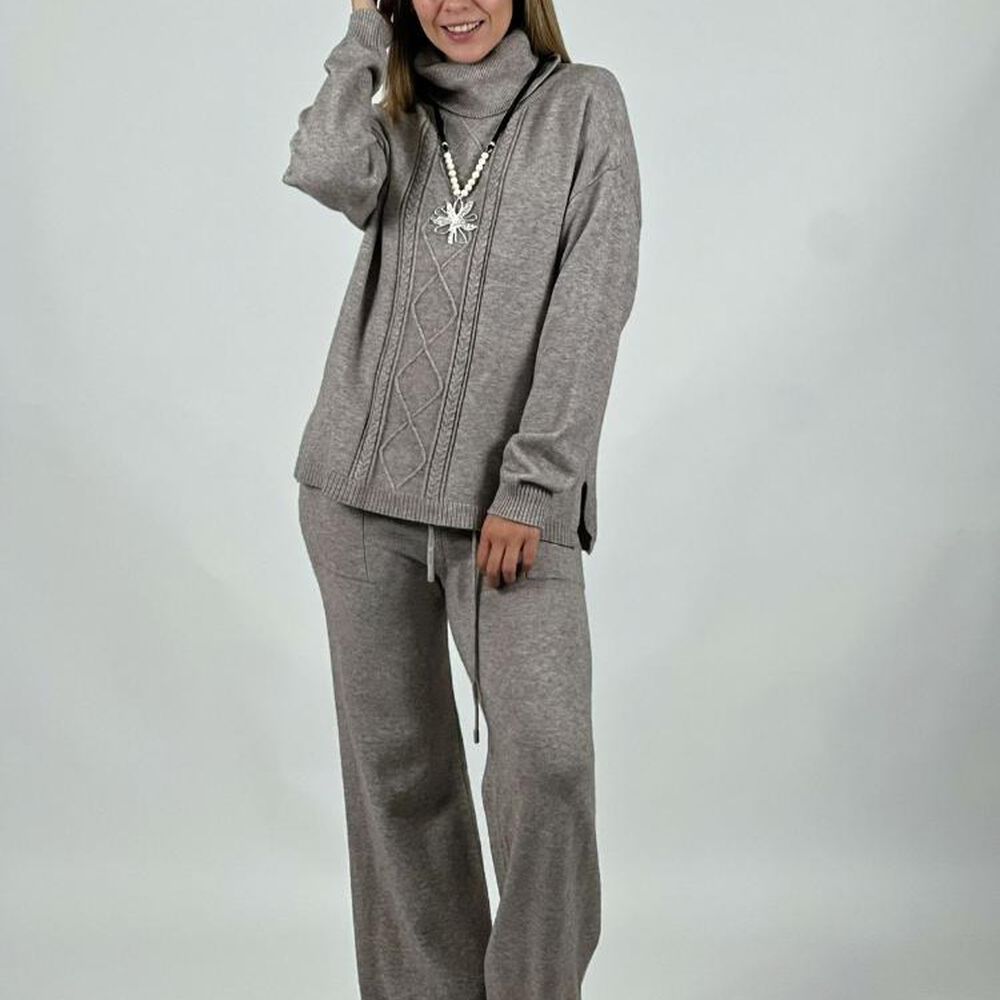 Conjunto Lana Cuello Alto Trenzado Delantero image number 13.0