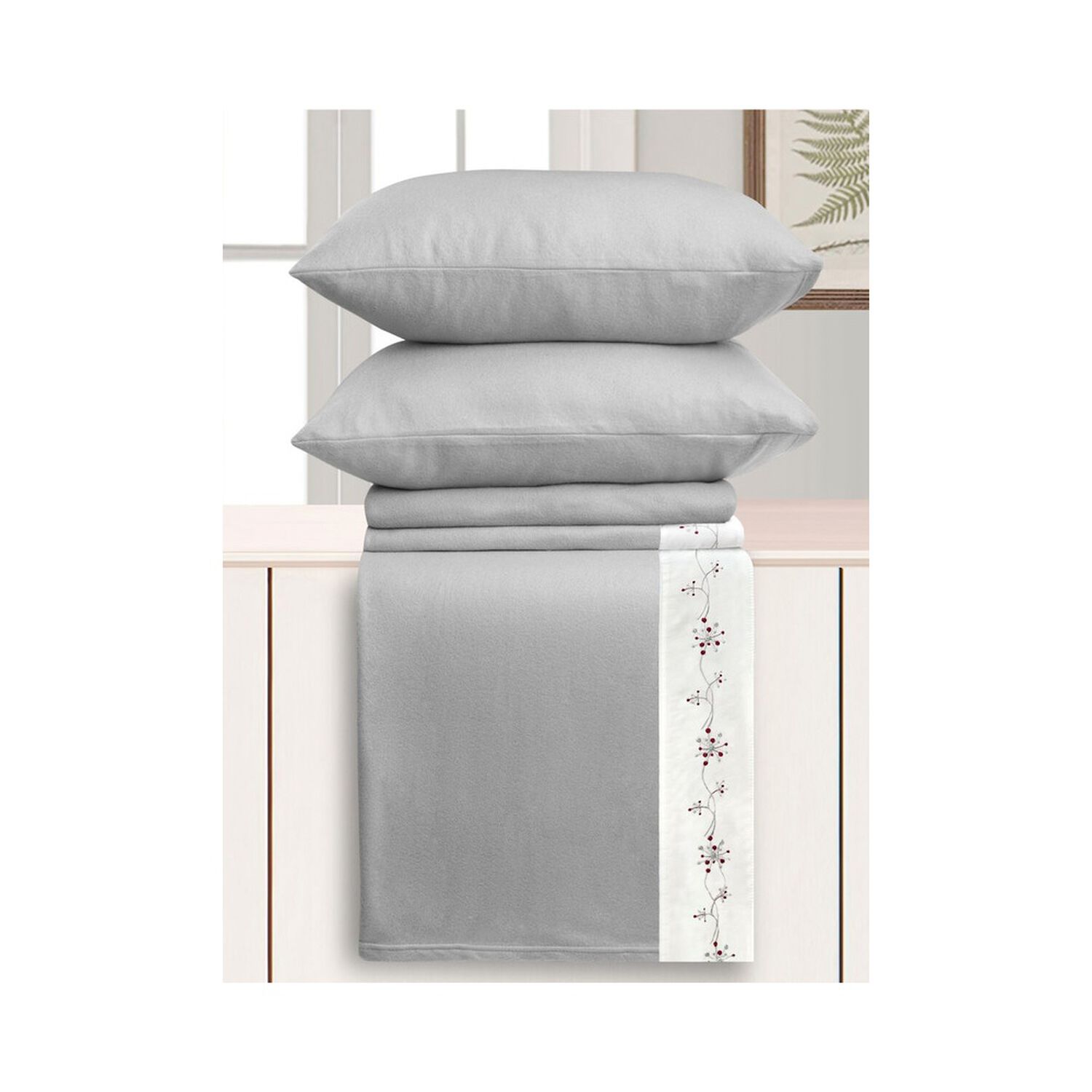 Sabana Andes Polar Bordado Flor Gris 1.5 Pl image number 1.0