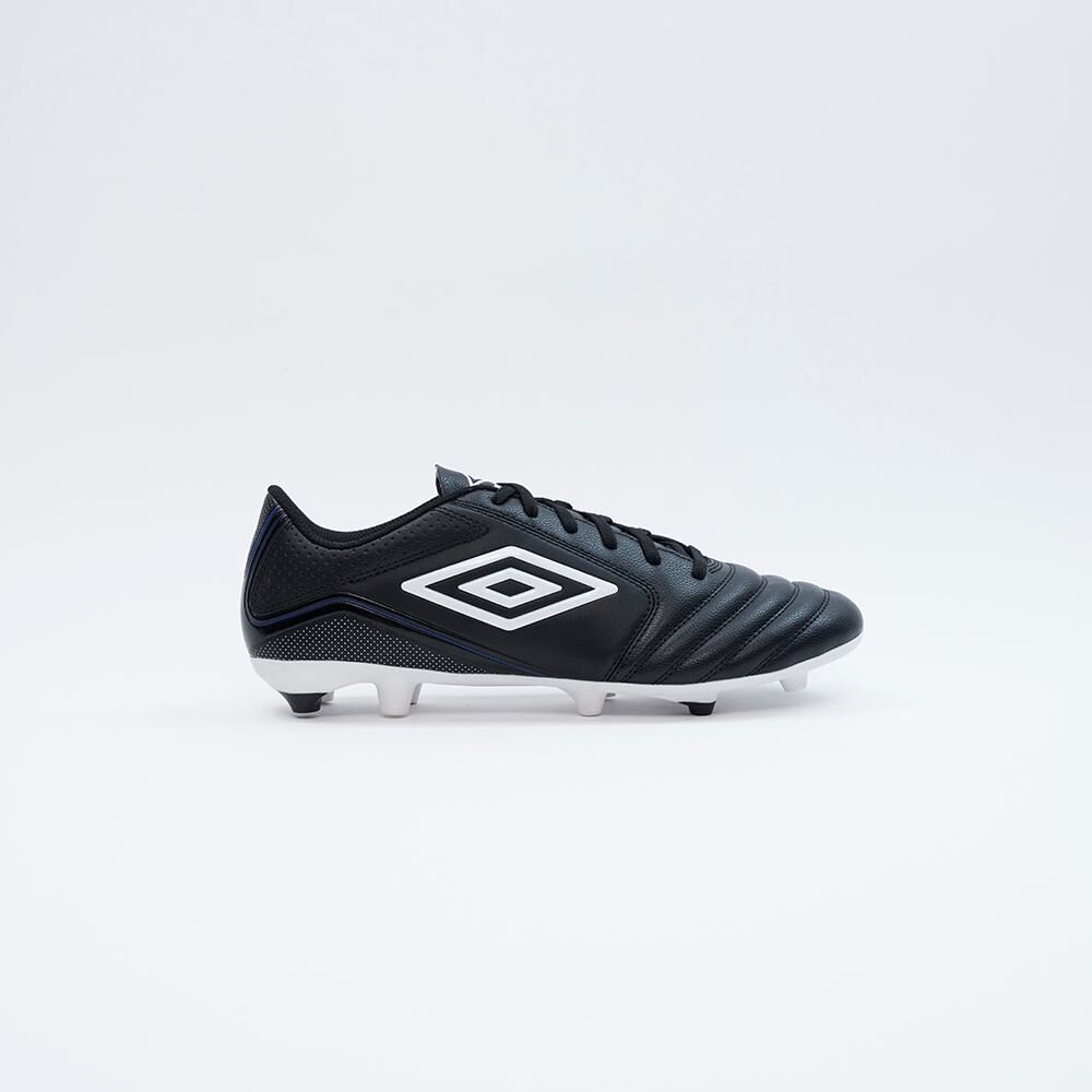 Zapato De Fútbol Hombre Umbro Classico Negro image number 1.0