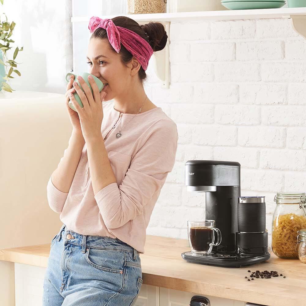 Cafetera Oster Latte Con Espumador Negro Bvstdc02b image number 13.0