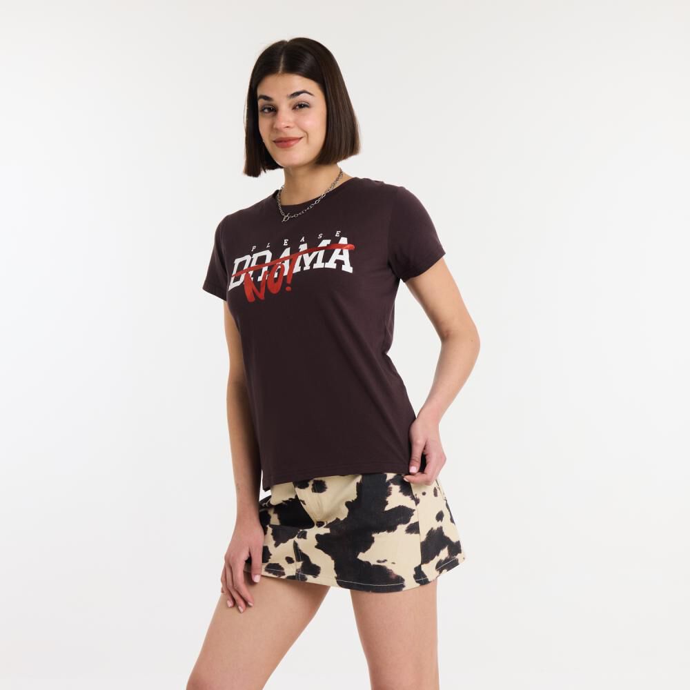 Polera Print Frase Manga Corta Cuello Redondo Mujer Rolly Go image number 2.0