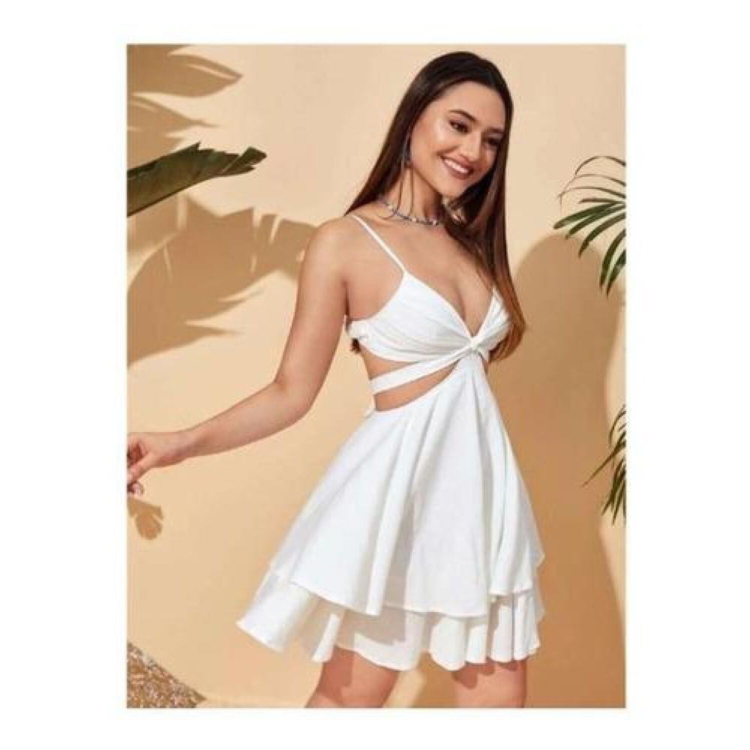 Vestido Bajo Capas Escote Lateral Levanta Pecho Casual image number 4.0