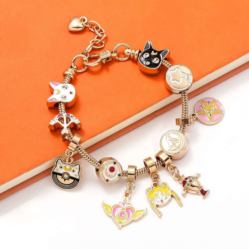 Pulsera Charms Dorada Dijes Sailor Moon image number 2.0