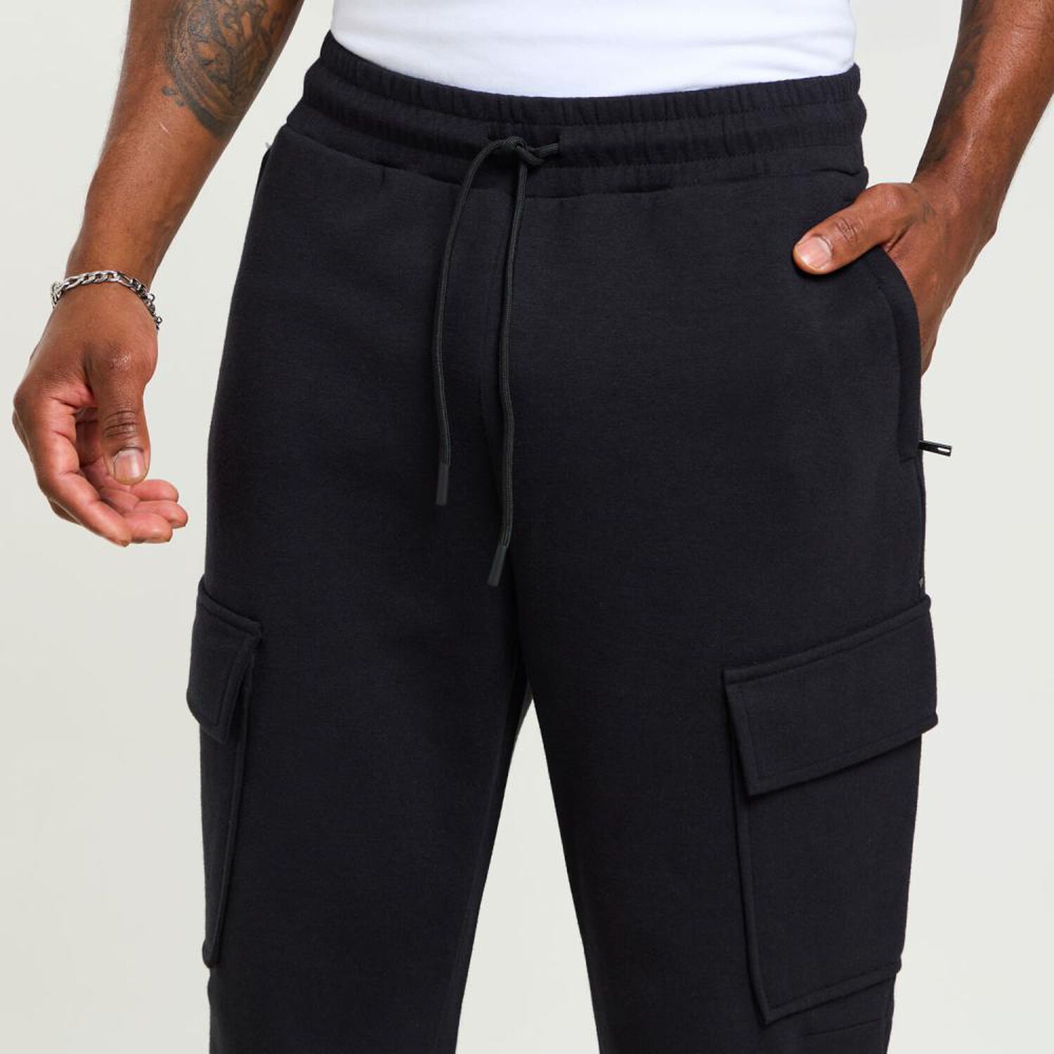 Pantalon Tiro Medio Regular Hombre Rolly Go image number 4.0