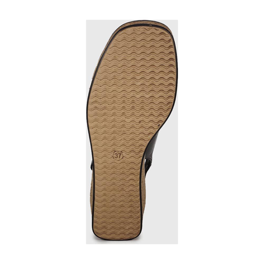 Sandalia Cuero Soraya Negro image number 4.0