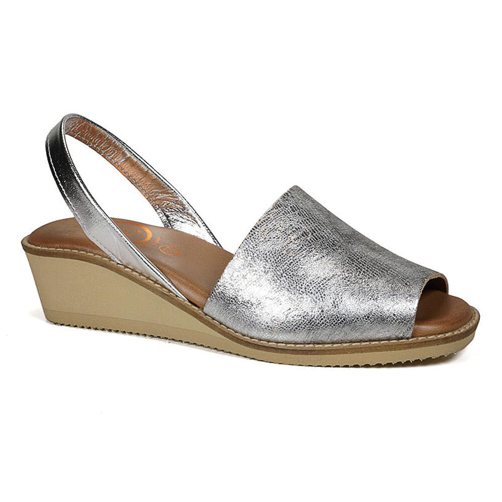 Sandalia Cuero Anika Plateado image number 0.0