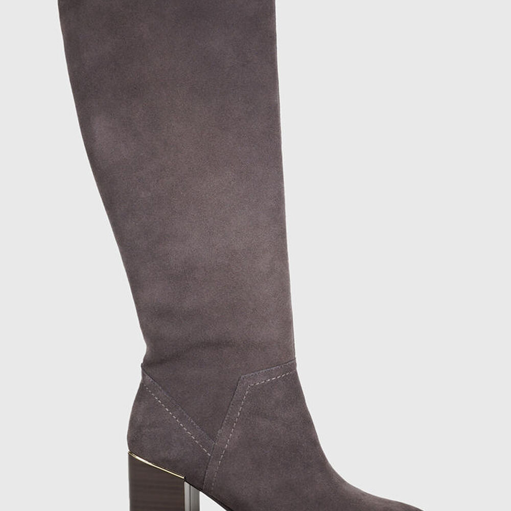 Bota Cuero Lyon Taupe image number 2.0