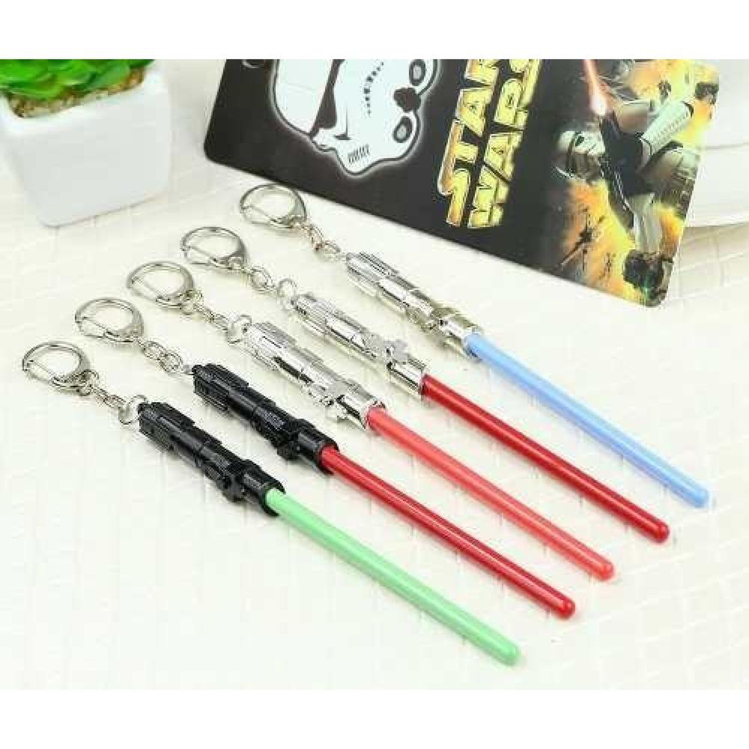 Llavero Metalico Star Wars Lightsaber Sable image number 6.0
