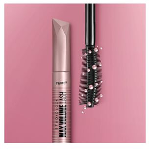M&aacute;scara De Pesta&ntilde;as Max Volume Lash Studio Look