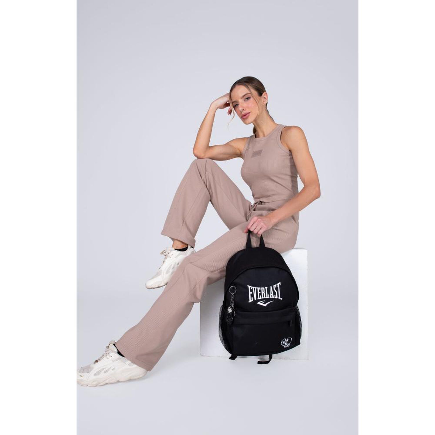 Mochila Bts Rainbow Everlast image number 3.0