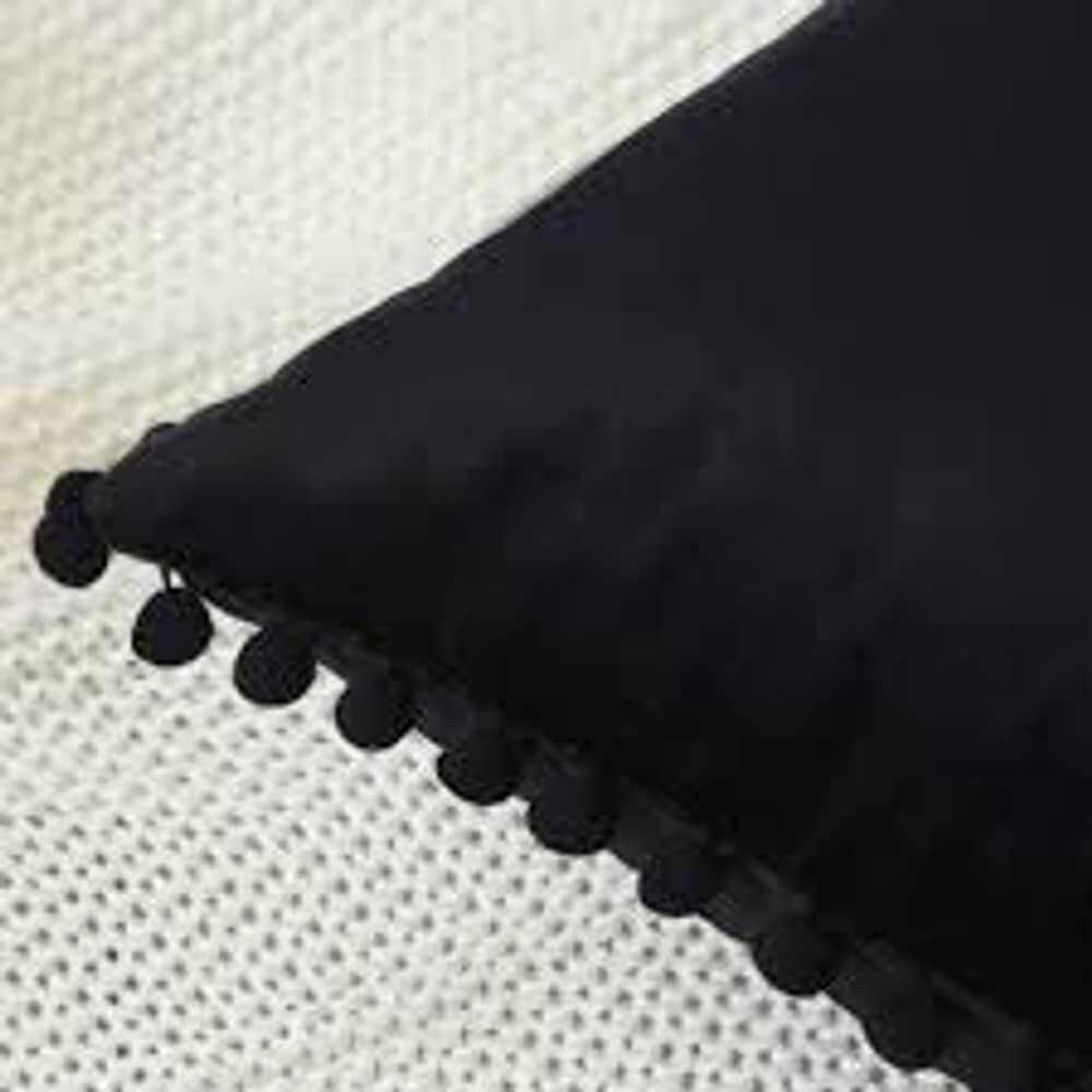 Set De 2 Cojines De Terciopelo Con Pompones image number 2.0