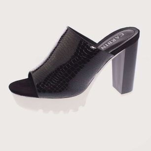 Sandalia Negro Carbin Art. 5yj037black