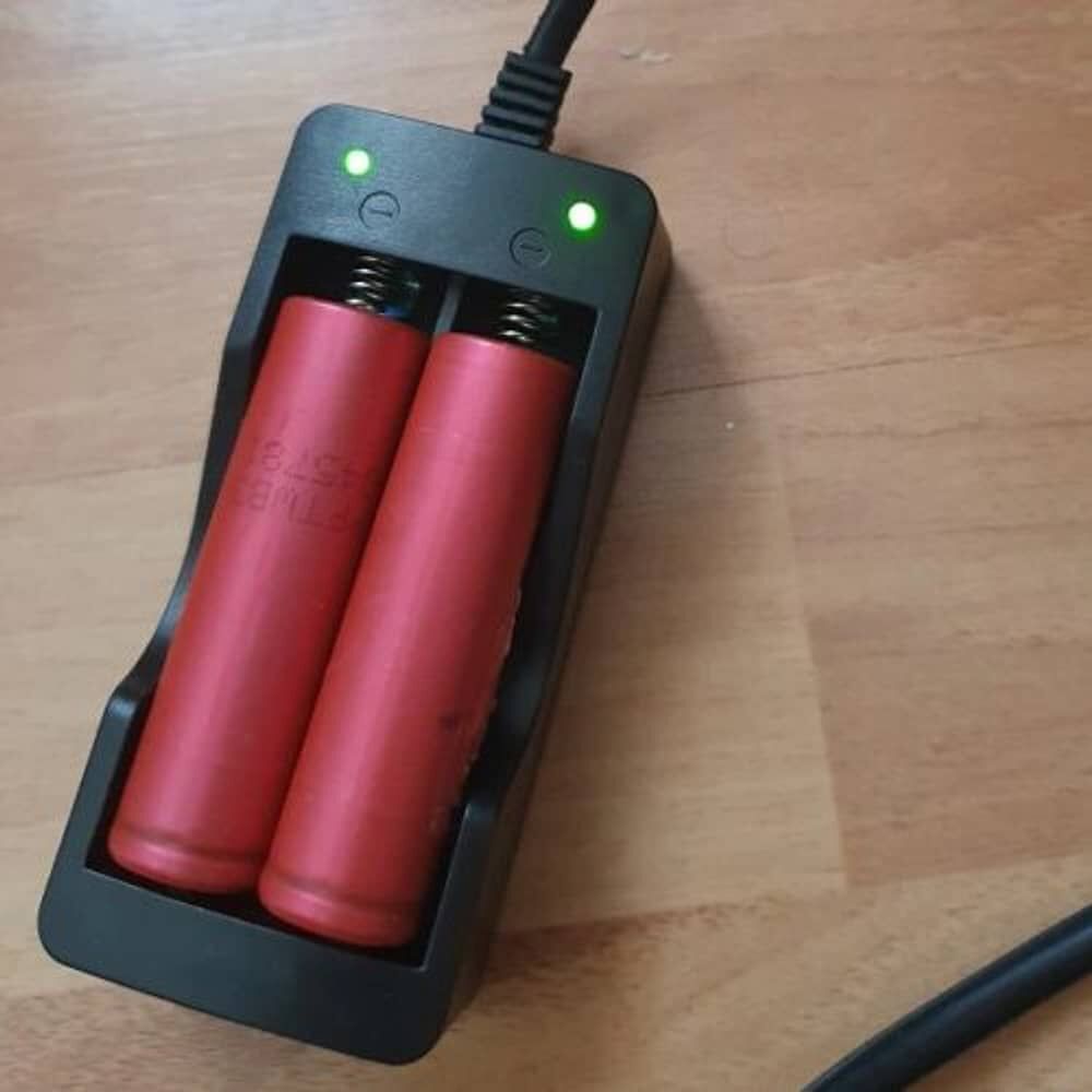 Cargador Bater&iacute;as Recargables Litio 18650 Enchufe Pared Con Cable 2 Ranuras image number 5.0