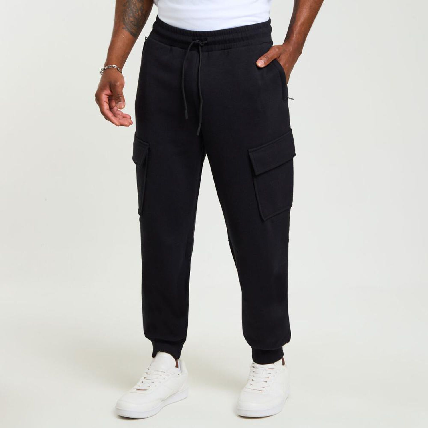Pantalon Tiro Medio Regular Hombre Rolly Go image number 2.0