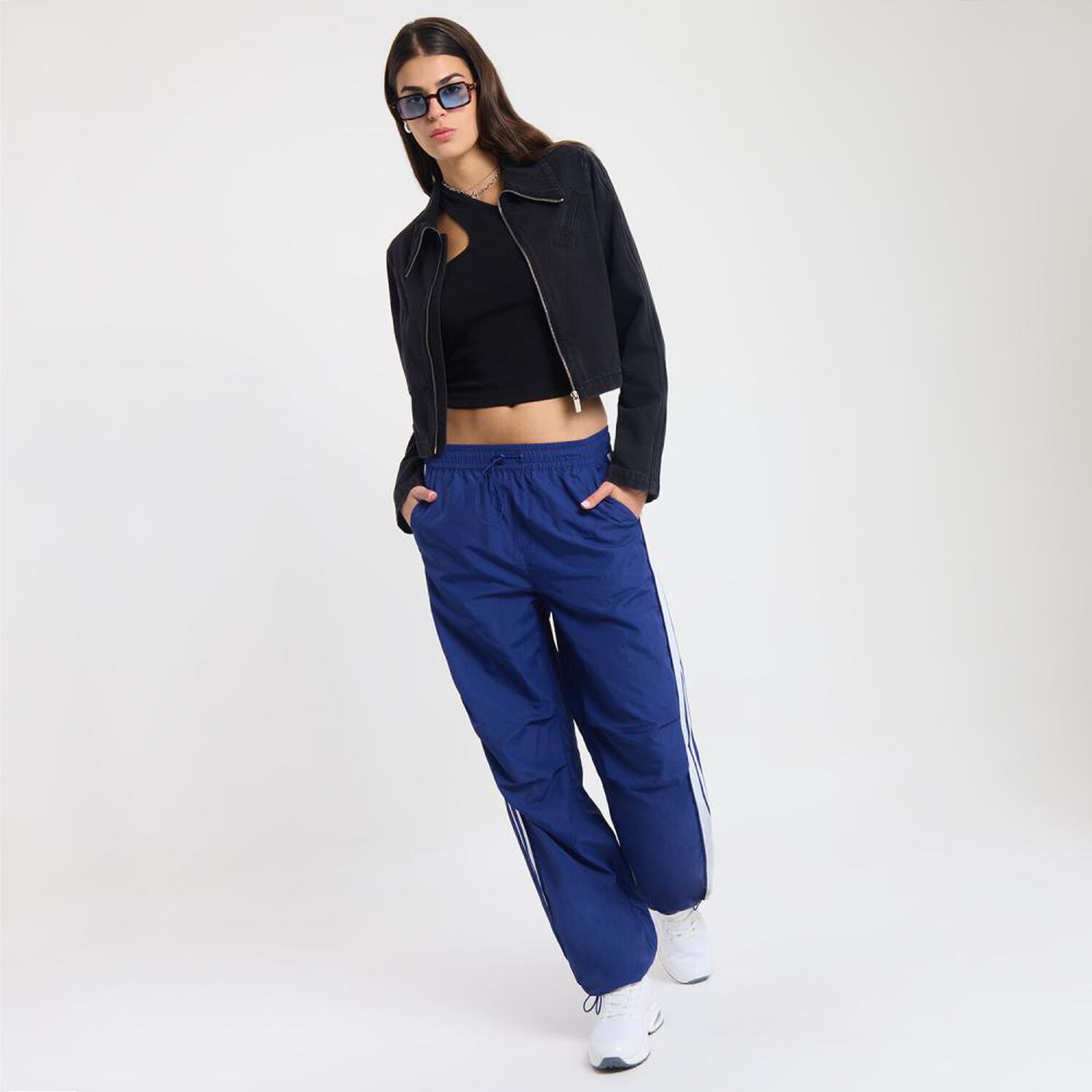 Chaqueta Con Lineas En Mangas Cuello Alto Mujer Rolly Go image number 1.0