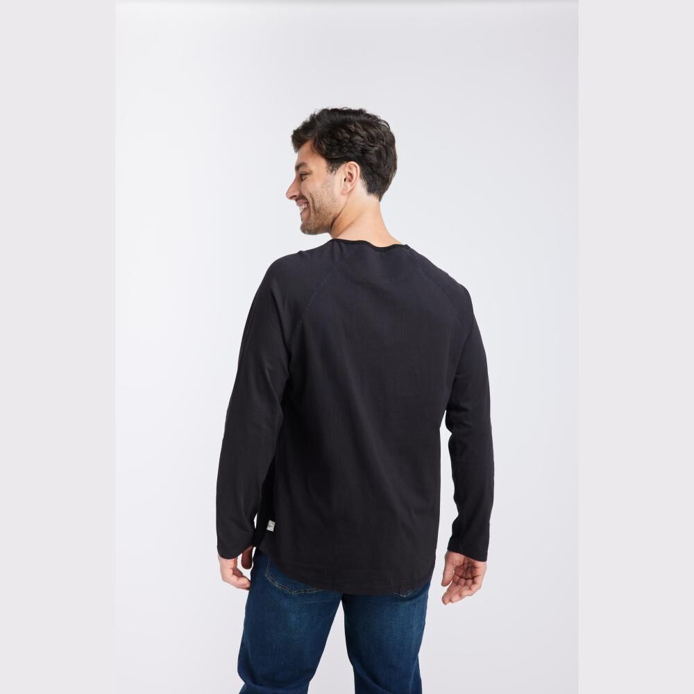 Polera Lisa Manga Larga Hombre Panama Jack image number 3.0