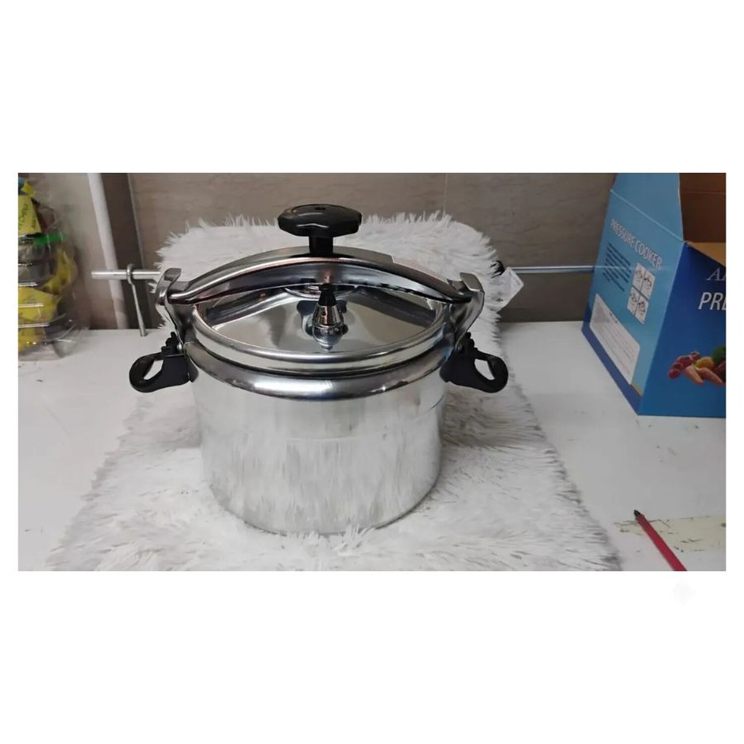 Olla A Presi&oacute;n Aluminio 11 Litros Cocci&oacute;n R&aacute;pida Hogar image number 2.0