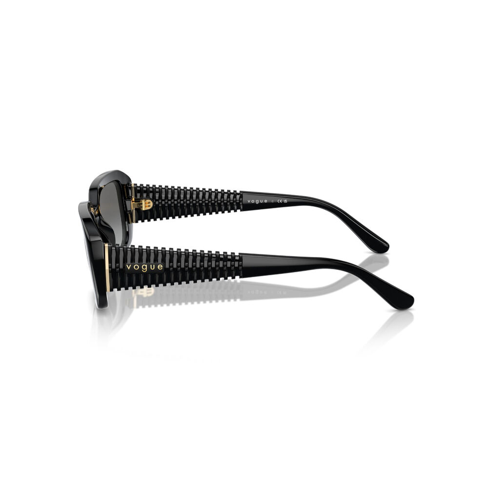 Lentes De Sol Negro Degradé Vogue Eyewear image number 2.0