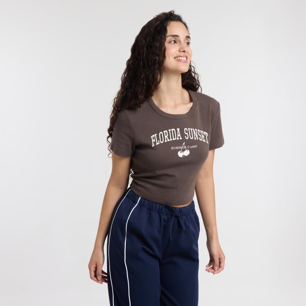 Polera Crop Print Moda Manga Corta Cuello Redondo Mujer Freedom image number 2.0