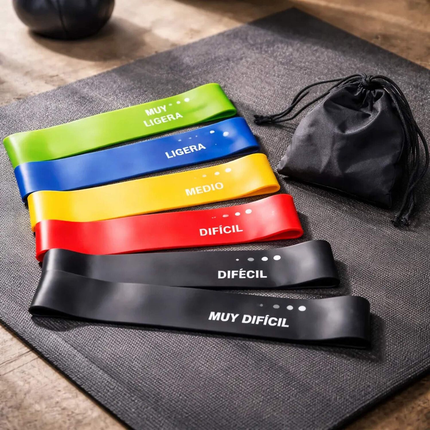 Kit Entrenamiento Funcional Kettlebell 10kg + Slam Ball 8kg Negro image number 6.0