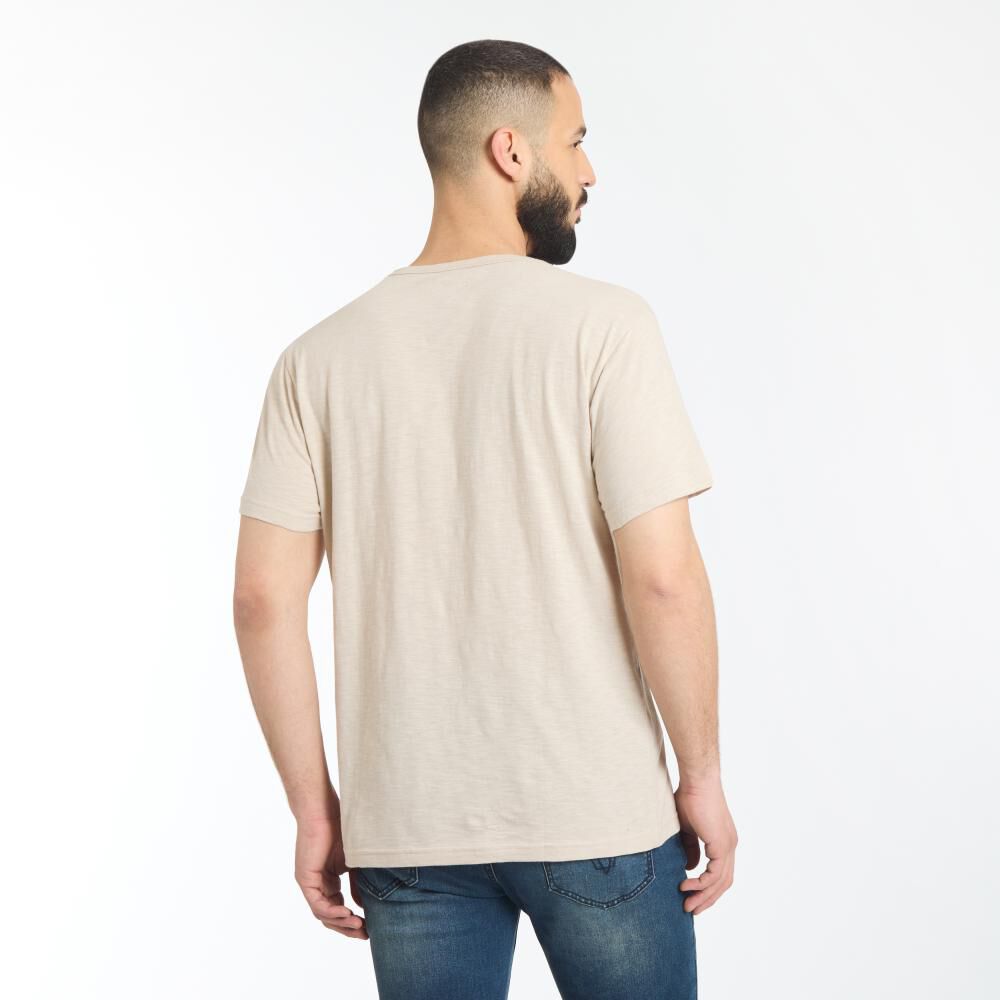 Polera Lisa Manga Corta Cuello V Hombre Az Black image number 3.0