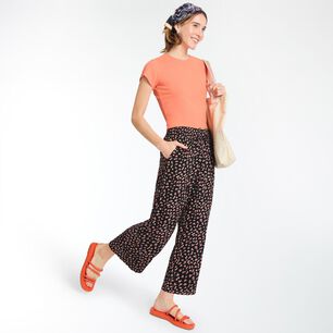 Pantal&oacute;n Pretina El&aacute;sticada Tiro Medio Regular Mujer Freedom