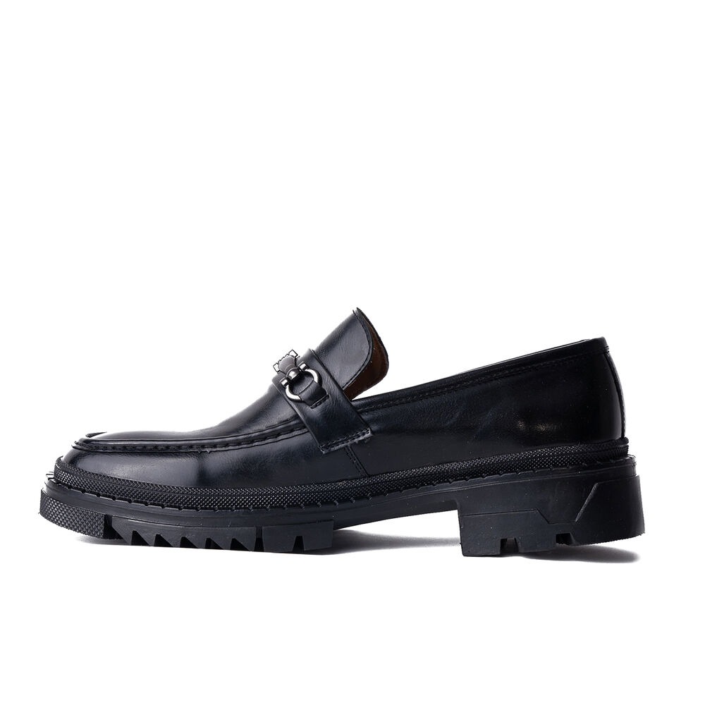 Mocasín Urbano Tassel Negro Liso Zameta image number 1.0