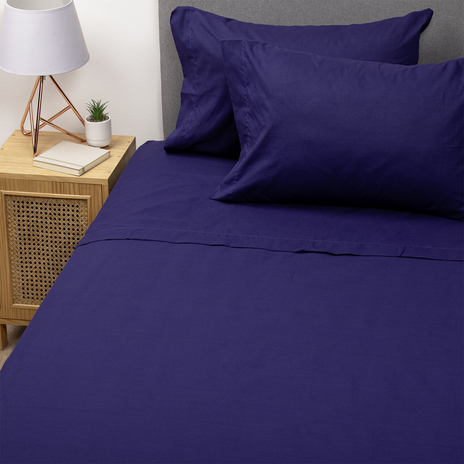 Pack 2 Sabanas Unicolor Arthome Azul + Blanca 2 Plazas 144 Hilos image number 6.0