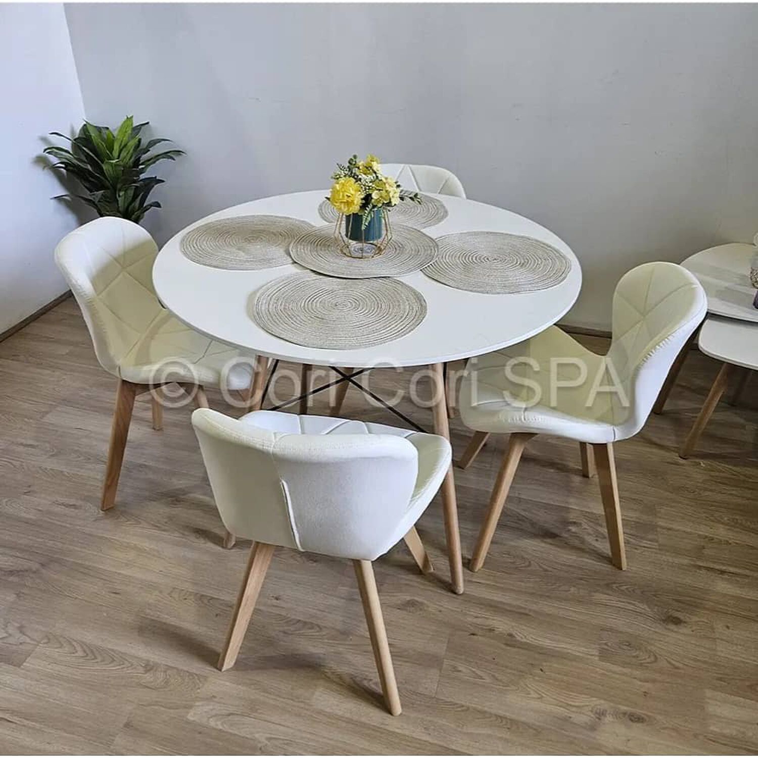 Comedor Mesa Eames Blanca 100cm + 4 Sillas Mariposas Wood Blanco image number 0.0