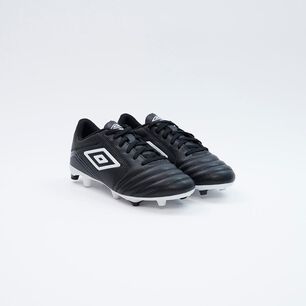 Zapato De F&uacute;tbol Ni&ntilde;o Umbro Classico Negro