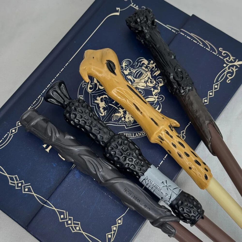 Set De Lápices Bolígrafos Varitas Harry Potter image number 3.0