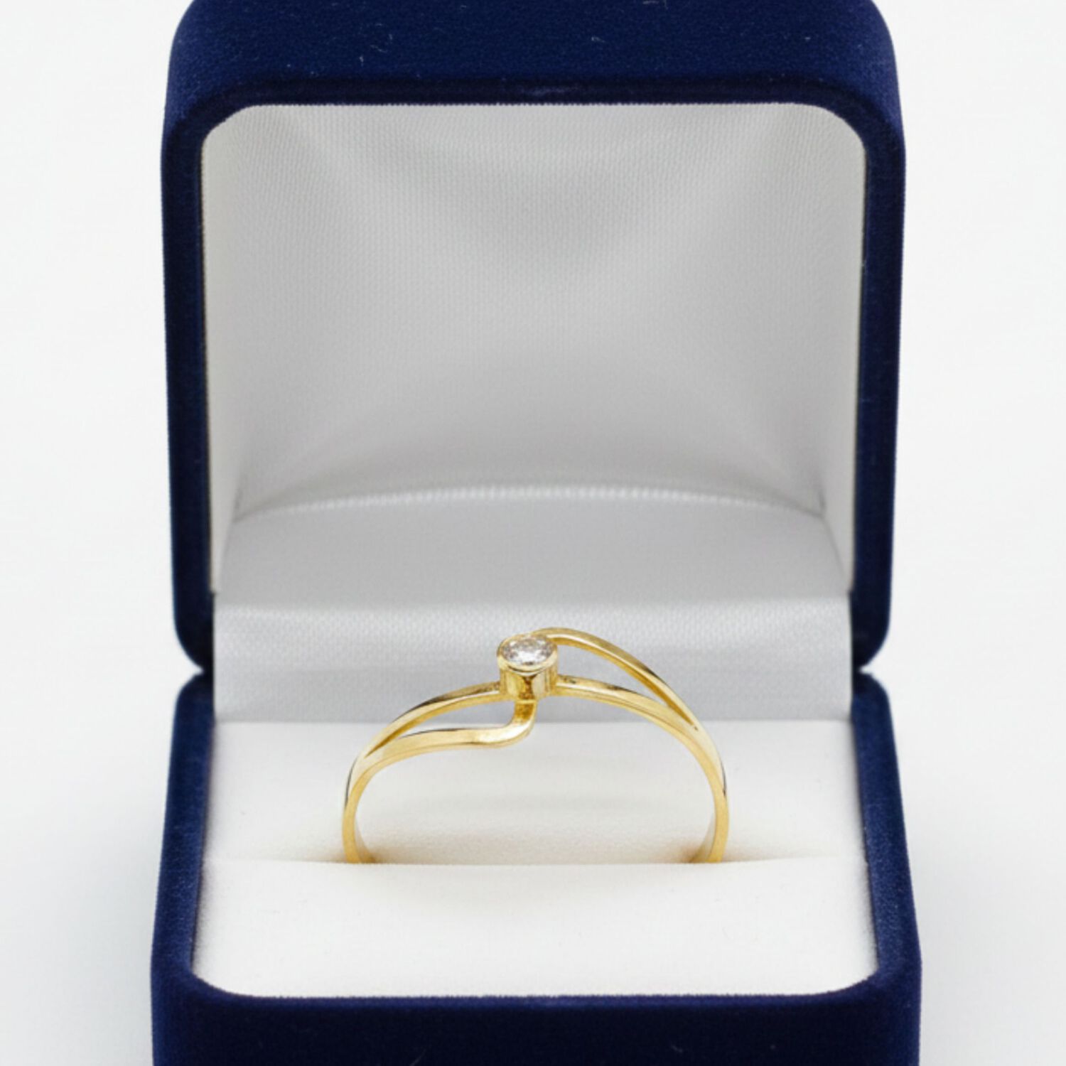 Anillo Solitario Olas Oro 18k Con Cristal Central Blanco 2mm image number 1.0