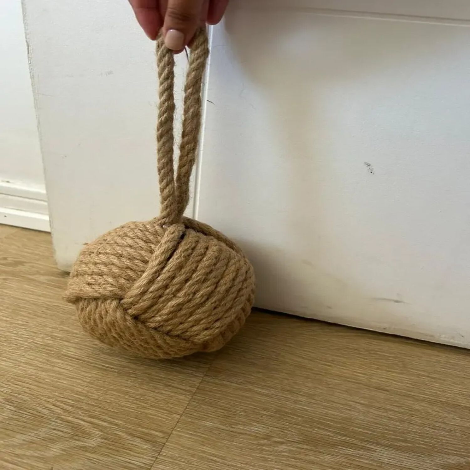 Tope De Puerta Decorativo De Yute Bola R&uacute;stica (1,85 Kg) image number 2.0