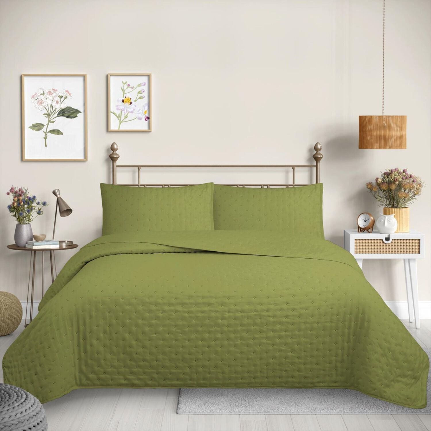 Cubrecama Quilt Reversible King 250 X 240 Cm Color Oliva Delux Collection Martin&eacute; image number 1.0
