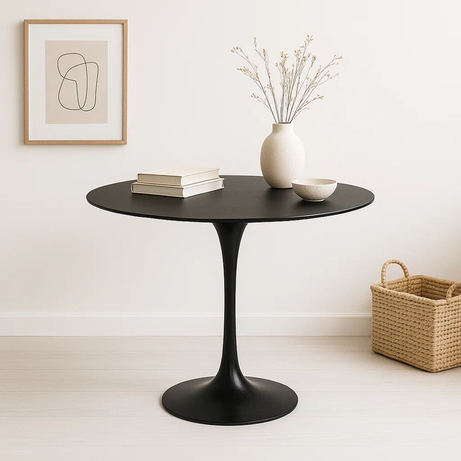 Mesa De Comedor Tulip 80cm - Negra image number 1.0