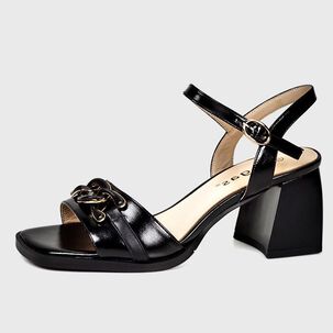 Sandalia Cuero Kiranie Negro