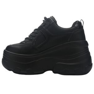 Zapatilla De Mujer De Color Negro Urbano Chalada Nake-3