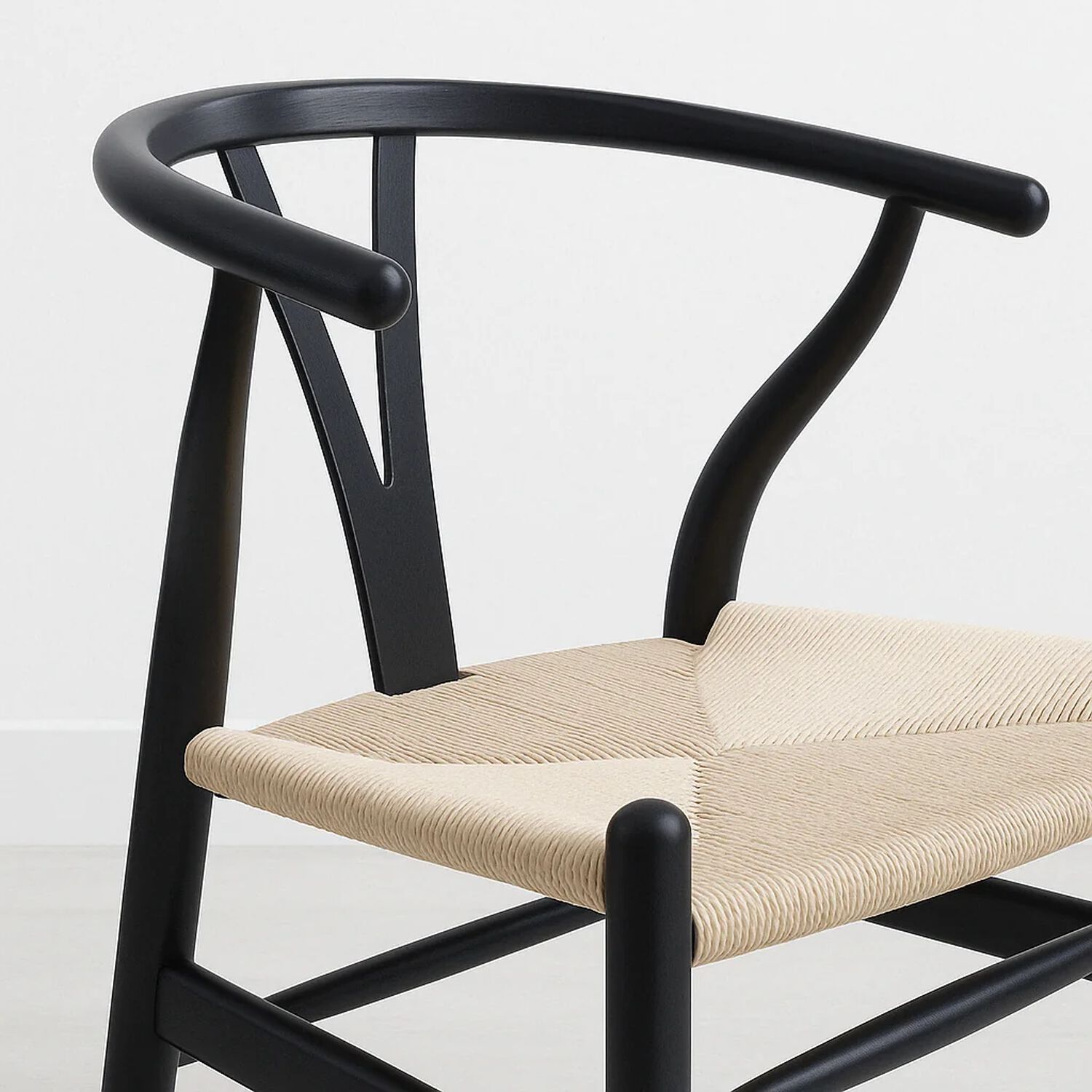 Pack 2 Sillas Wishbone Madera Asiento Claro - Negra image number 5.0