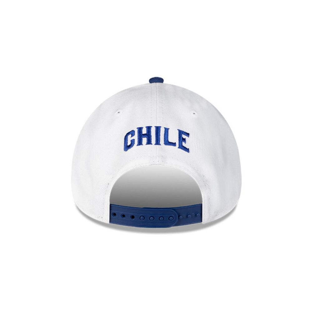Gorra 9forty New Era Edici&oacute;n Chile White Cl image number 3.0