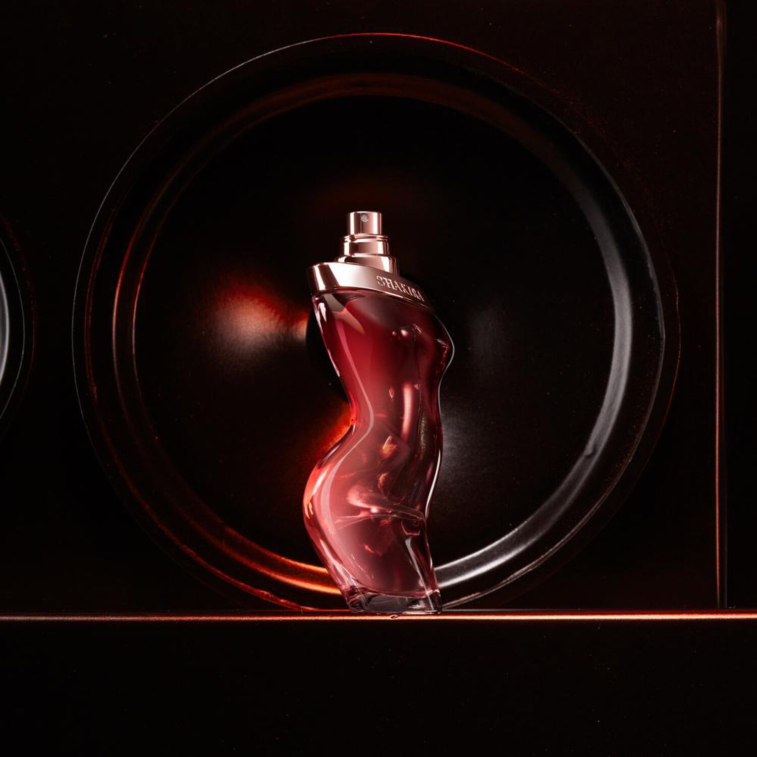 Set De Perfumer&iacute;a Mujer Dance Midnight Muse Shakira / 50 Ml / Edt + Desoderante 150 Ml image number 6.0
