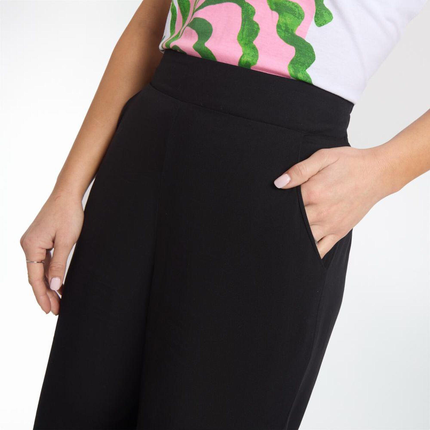 Pantal&oacute;n Full Print Pretina El&aacute;sticada Tiro Medio Palazzo Mujer Geeps image number 4.0