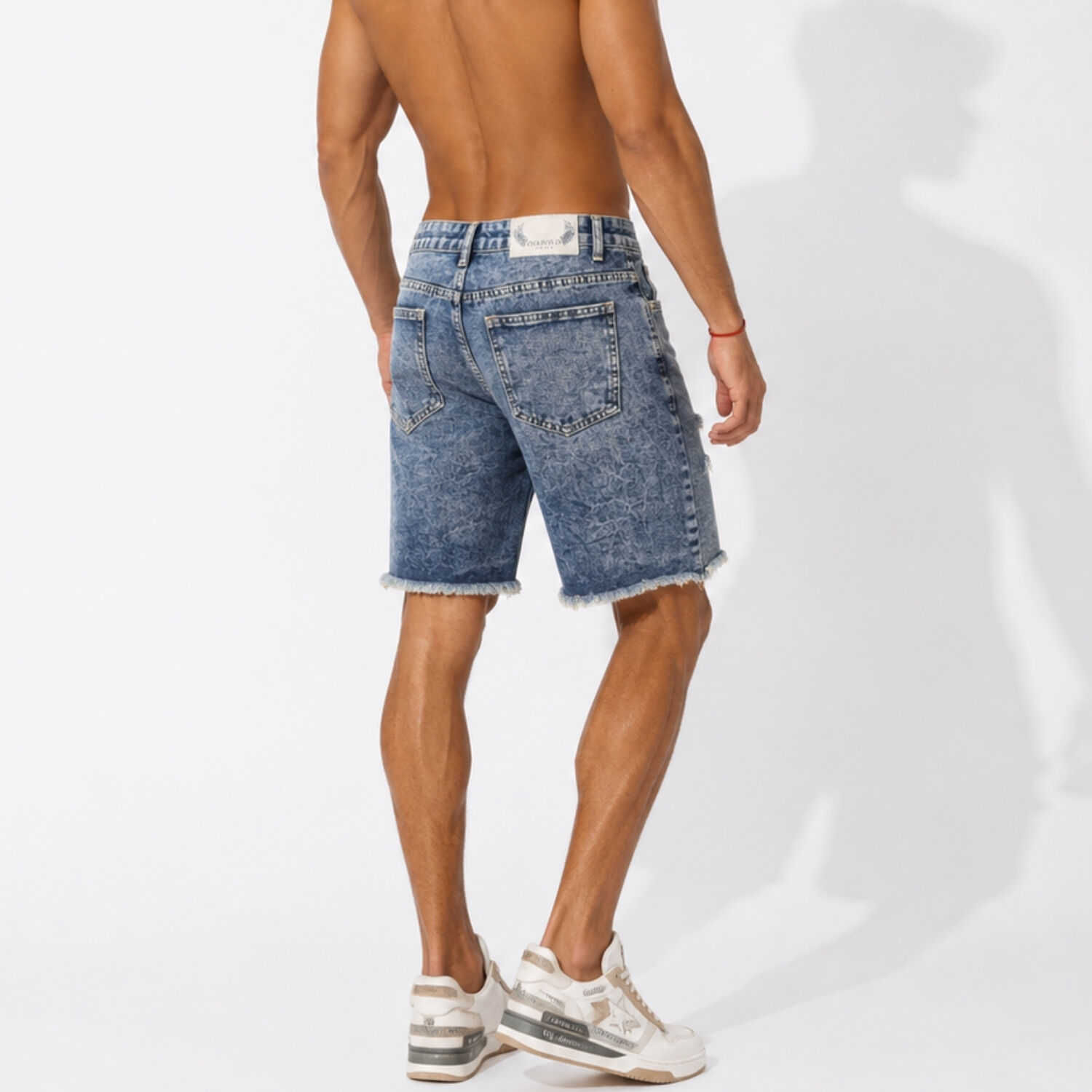 Short Jeans Hombre Super Destroyed image number 2.0